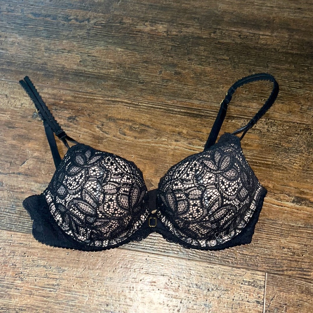 Victoria Secret Bombshell Bra